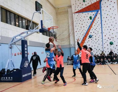 吃瓜篮球女生,揭秘篮球迷的青春与激情