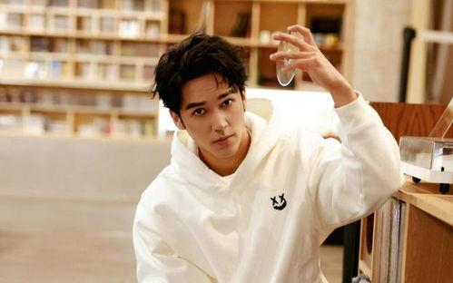 吴楚一谁在吃瓜,揭秘娱乐圈吃瓜背后的真相