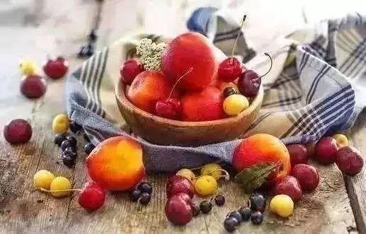 吃梨吃瓜,夏日消暑美食之旅