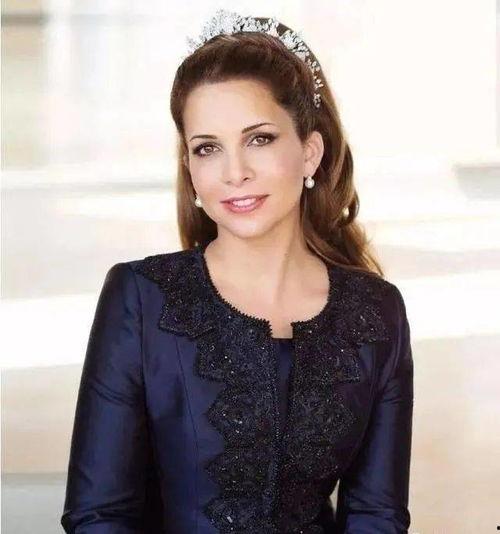 王妃爬墙吃瓜,宫廷秘闻里的瓜田趣事  第3张