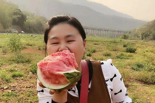 叶宇吃瓜  第3张